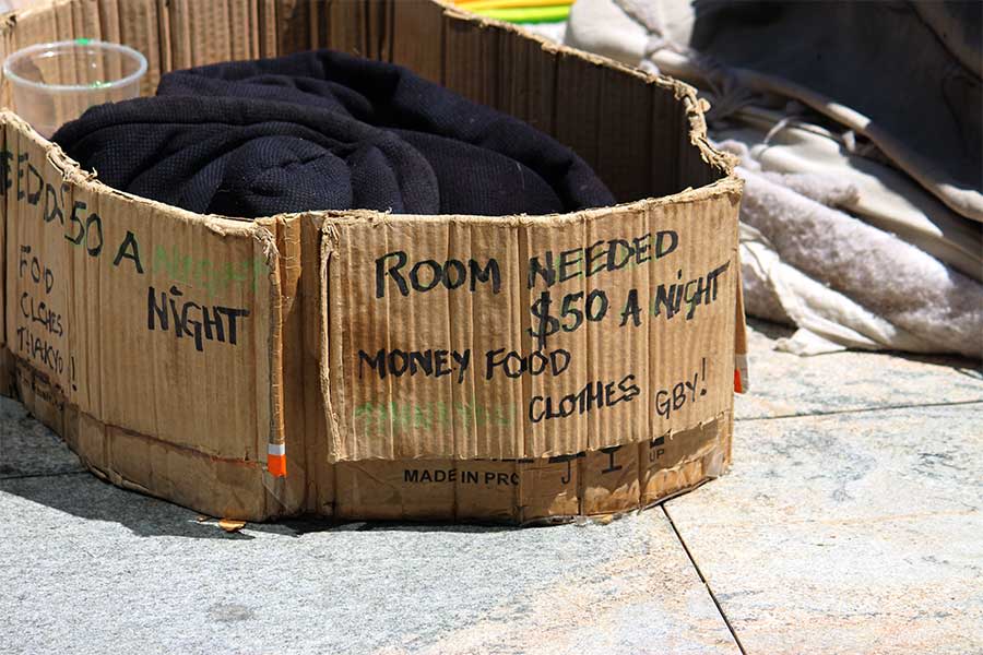 1717375453159757.jpg uq-contact-housing-crisis-room-needed-900x600.jpg